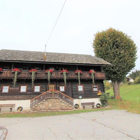 Beautiful Holiday Apartment In A Renovated Farmhouse In Fresach Carinthia Bagian luar foto